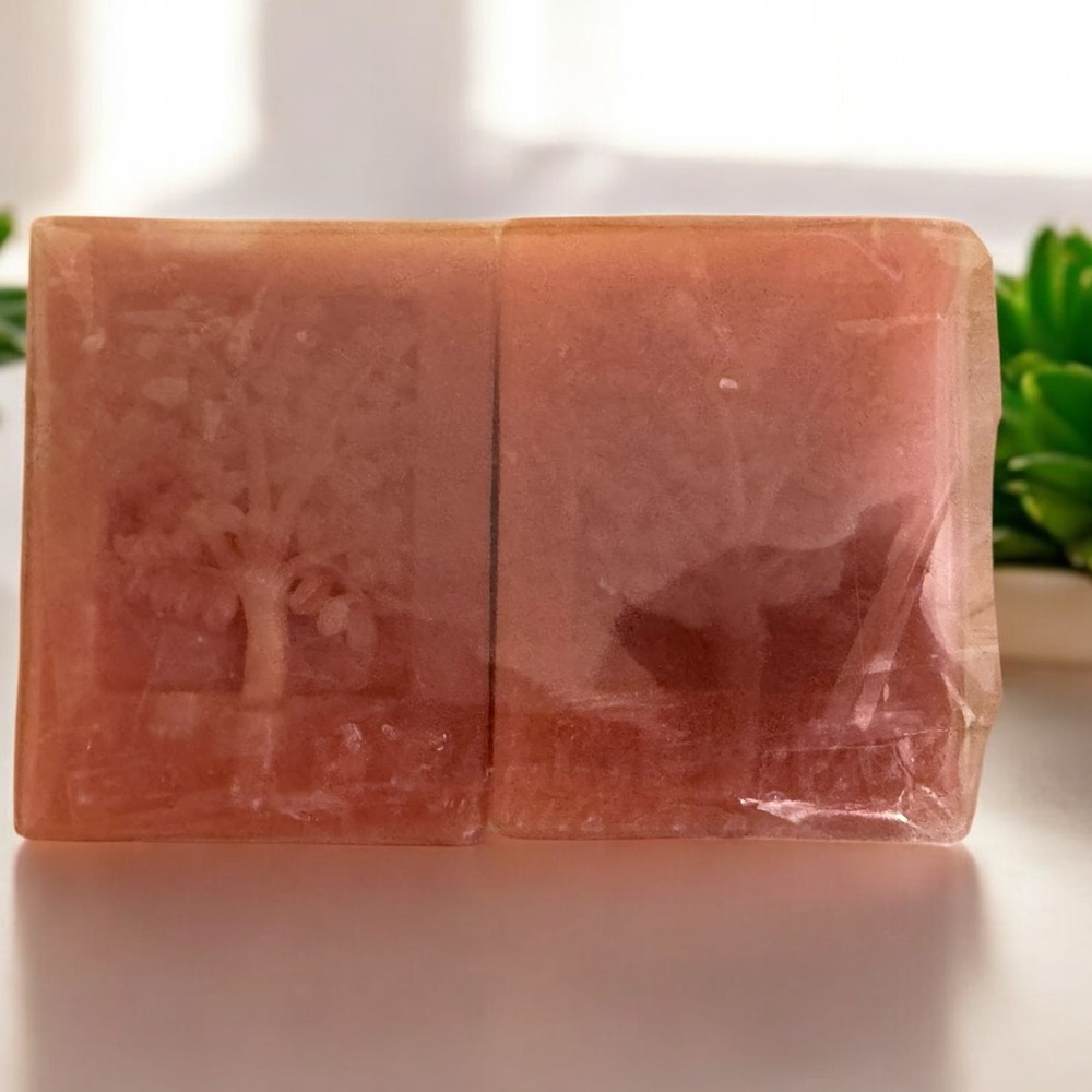2 TREE OF LIFE • GOAT MILK SOAPS • PREMIUM • HONEY • ALOE • ESSENTIAL OILS…